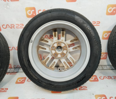 колесо (диск литой с резиной)