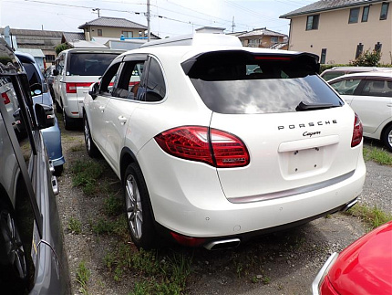 Porsche Cayenne 958