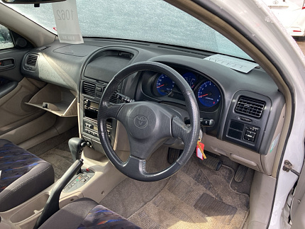 Toyota Caldina 