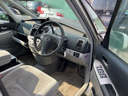 Toyota Opa