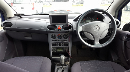 Mercedes-Benz A160