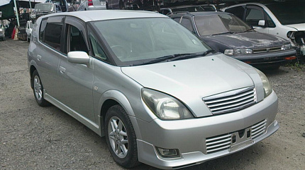 Toyota Opa