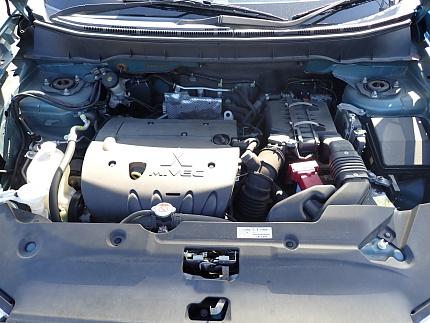 Mitsubishi RVR