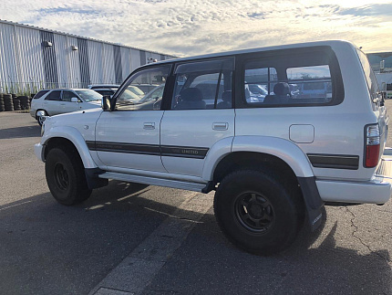 Toyota Land Cruiser
