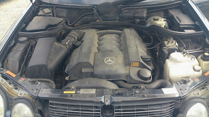Mercedes-Benz E430