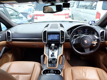 Porsche Cayenne 958